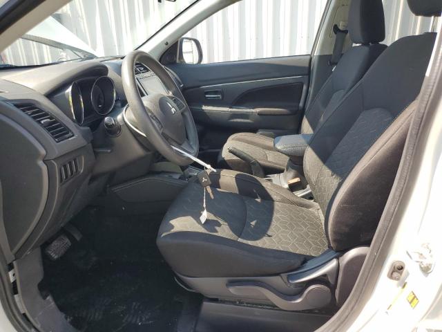 JA4AR3AU3LU022689 - 2020 MITSUBISHI OUTLANDER ES WHITE photo 7