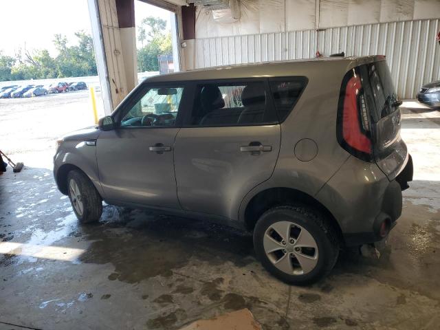KNDJN2A29G7294212 - 2016 KIA SOUL GREEN photo 2