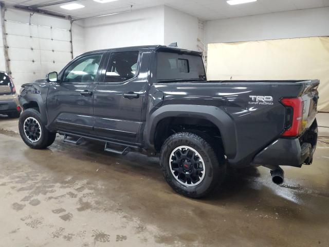 3TMLB5JN4RM034015 - 2024 TOYOTA TACOMA DOUBLE CAB CHARCOAL photo 2