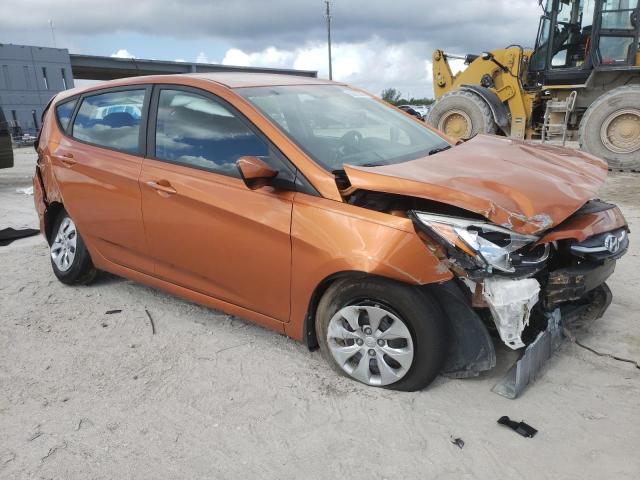 KMHCT5AE7HU326549 - 2017 HYUNDAI ACCENT SE ORANGE photo 4