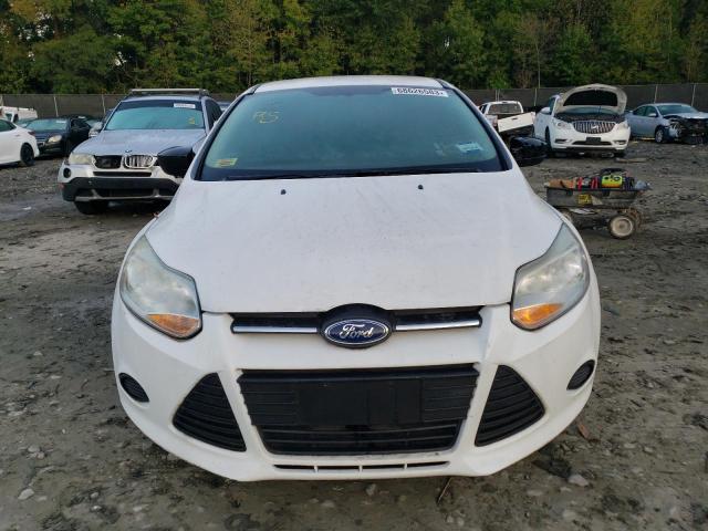 1FAHP3E2XCL308943 - 2012 FORD FOCUS S WHITE photo 5