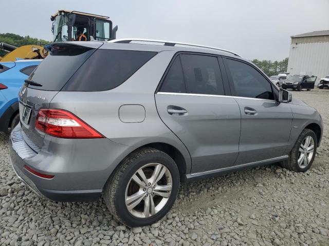 4JGDA5HB9CA002695 - 2012 MERCEDES-BENZ ML 350 4MATIC GRAY photo 3