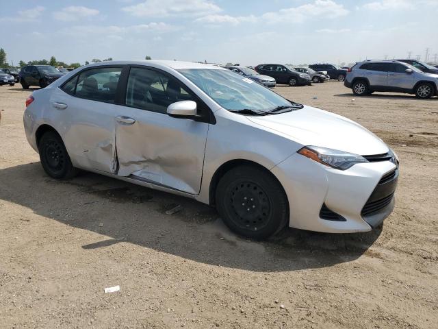 2T1BURHE5HC821310 - 2017 TOYOTA COROLLA L 银色 照片 4