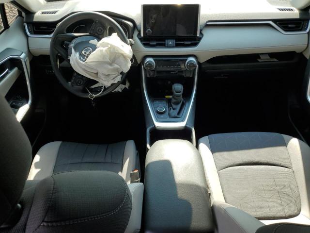 JTMRWRFV5RD262647 - 2024 TOYOTA RAV4 XLE 白色 照片 8