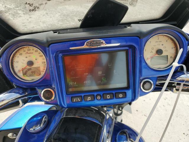 56KTREAA5J3359927 - 2018 INDIAN MOTORCYCLE CO. ROADMASTER ELITE BLUE photo 8