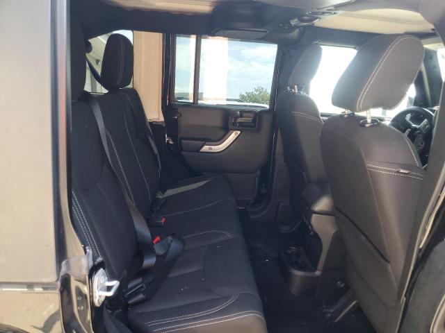 1C4HJWEG3JL873363 - 2018 JEEP WRANGLER U SAHARA BLACK photo 11