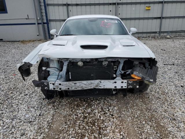 2C3CDZFJ5KH587109 - 2019 DODGE CHALLENGER R/T SCAT PACK WHITE photo 5