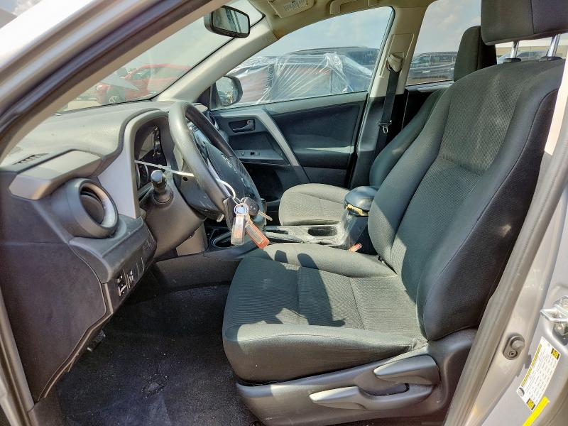 2T3ZFREV4GW275052 - 2016 TOYOTA RAV4 LE SILVER photo 7