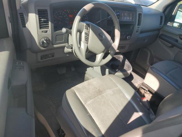 1N6BF0LY4KN804913 - 2019 NISSAN NV 2500 S Weiß Foto 8