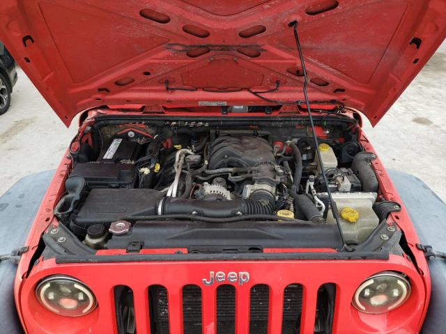 1C4BJWDG6DL563669 - 2013 JEEP WRANGLER U SPORT Червоний фото 11