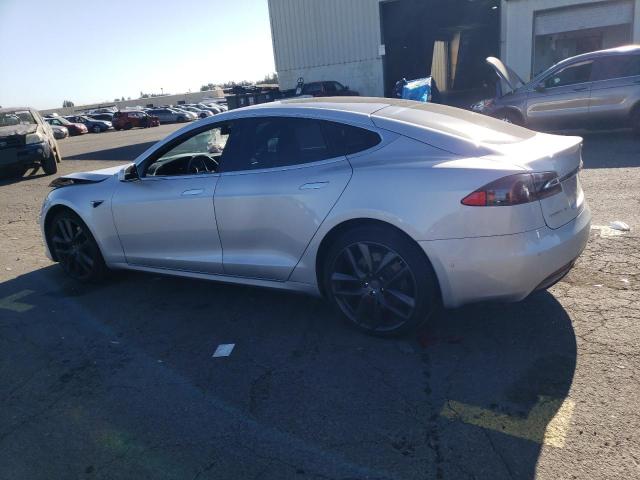 5YJSA1E22JF245388 - 2018 TESLA MODEL S SILVER photo 2