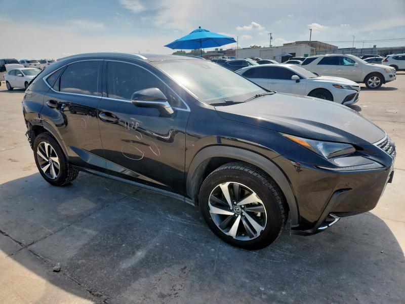 JTJGARBZ3M2198270 - 2021 LEXUS NX 300 BASE Czarny zdjęcie 4