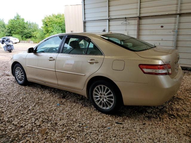 4T1BF3EK7BU121716 - 2011 TOYOTA CAMRY BASE GOLD photo 2