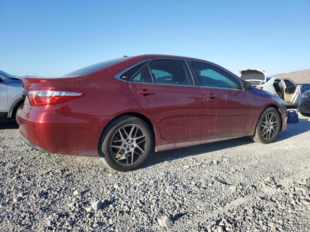 4T1BF1FKXGU566302 - 2016 TOYOTA CAMRY LE RED photo 3