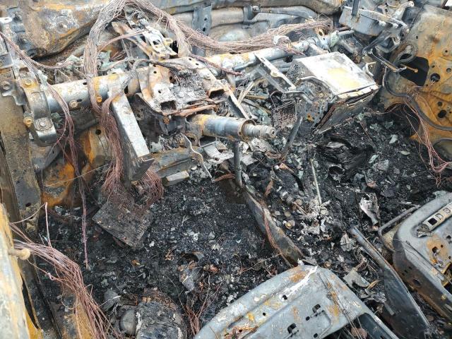 5YFBURHE9JP840917 - 2018 TOYOTA COROLLA L WHITE photo 8