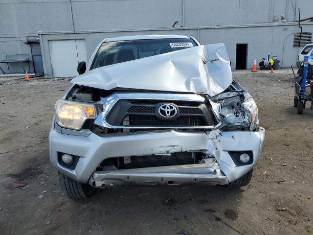 5TFTU4GN6CX015592 - 2012 TOYOTA TACOMA PRERUNNER ACCESS CAB SILVER photo 5