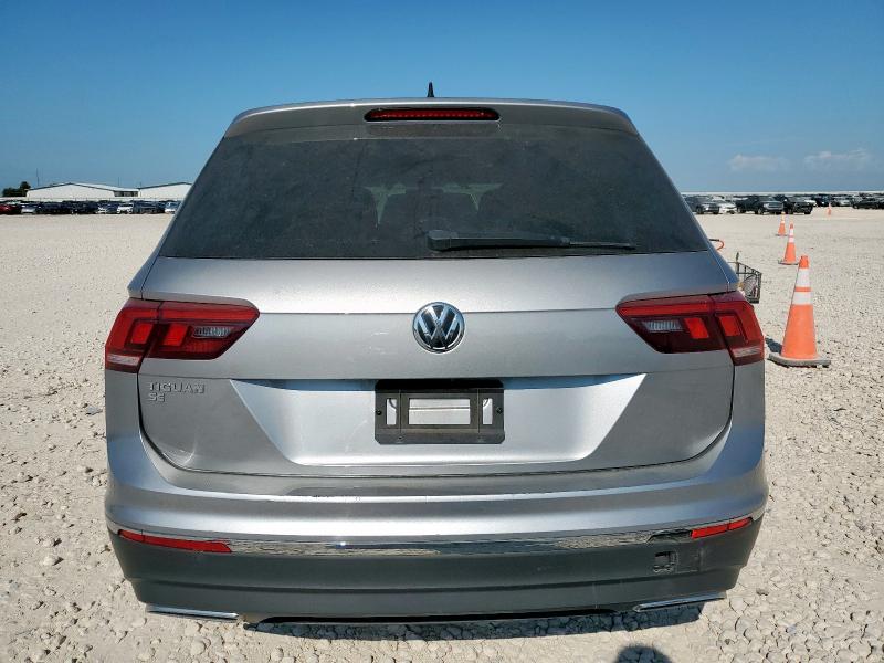 3VV3B7AX0LM124834 - 2020 VOLKSWAGEN TIGUAN SE ვერცხლისფერი ფოტო 6
