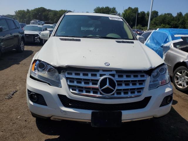 4JGBB8GB5BA674940 - 2011 MERCEDES-BENZ ML 350 4MATIC WHITE photo 5
