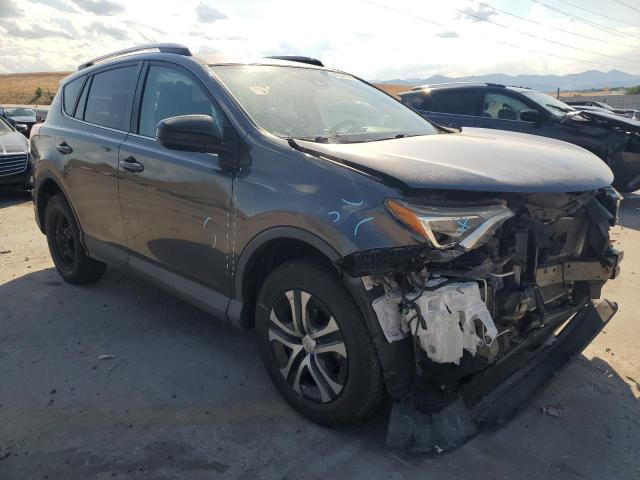 2T3ZFREV0JW487678 - 2018 TOYOTA RAV4 LE Gris foto 4