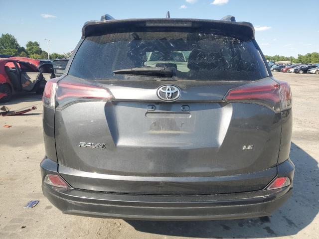2T3ZFREV0JW487678 - 2018 TOYOTA RAV4 LE Gris foto 6