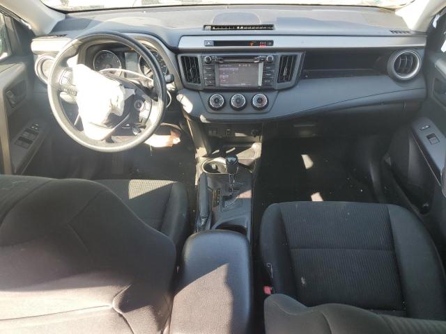 2T3ZFREV0JW487678 - 2018 TOYOTA RAV4 LE Gris foto 8