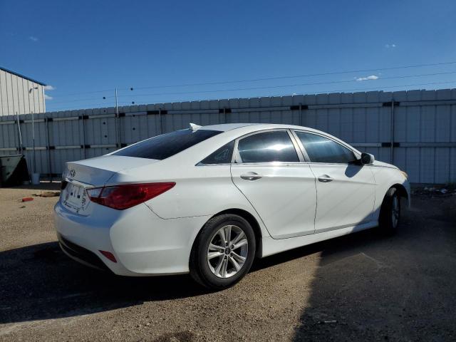 5NPEB4AC8EH833927 - 2014 HYUNDAI SONATA GLS WHITE photo 3