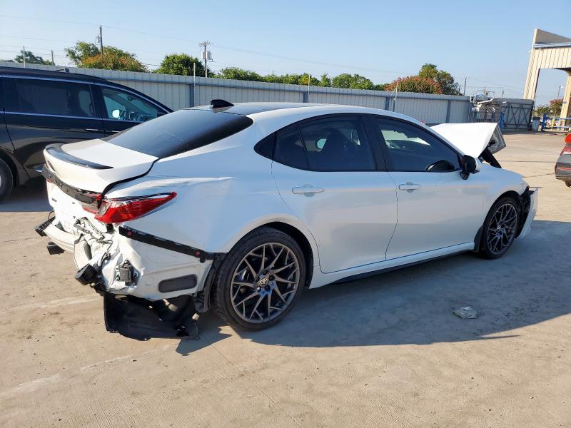 4T1DAACKXSU076480 - 2025 TOYOTA CAMRY XSE WHITE photo 3