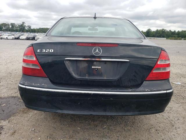 WDBUF65J73A262289 - 2003 MERCEDES-BENZ E 320 შავი ფოტო 6