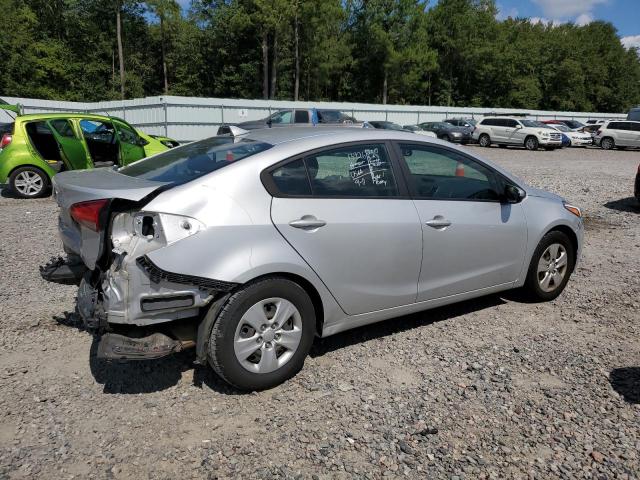 3KPFK4A7XHE108569 - 2017 KIA FORTE LX SILVER photo 3