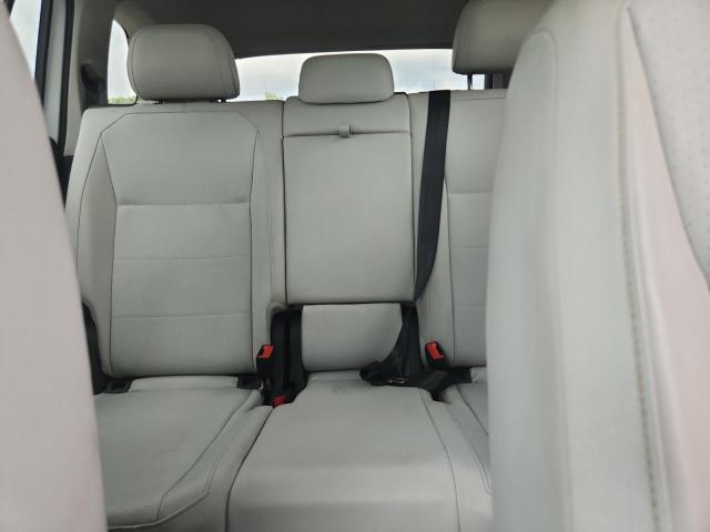 3VV3B7AX2JM087332 - 2018 VOLKSWAGEN TIGUAN SE თეთრი ფოტო 10