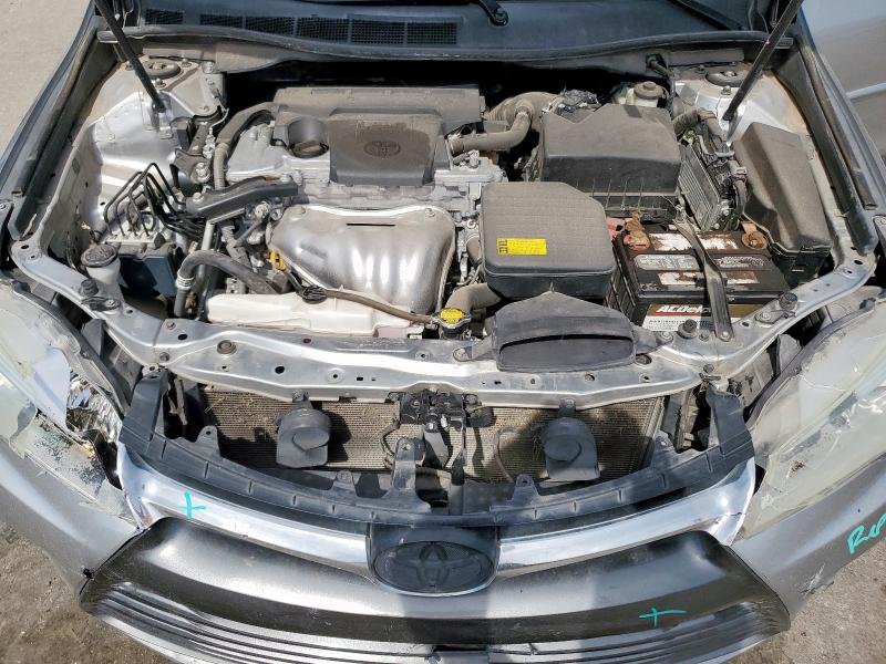 4T1BF1FK3FU478478 - 2015 TOYOTA CAMRY LE SILVER photo 11