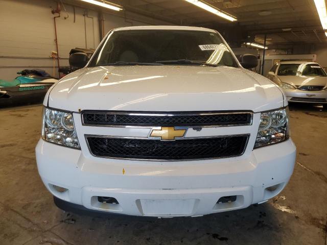 1GNSK2E01BR196639 - 2011 CHEVROLET TAHOE SPECIAL WHITE photo 5