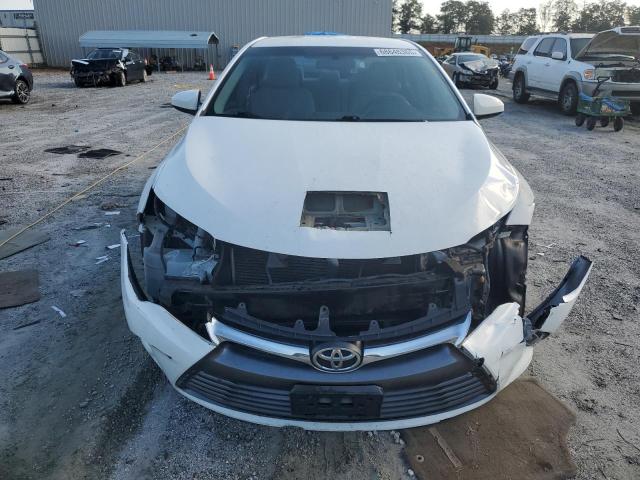 4T4BF1FK5GR526182 - 2016 TOYOTA CAMRY LE WHITE photo 5