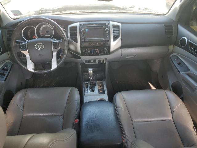 5TFJU4GN5CX024811 - 2012 TOYOTA TACOMA DOUBLE CAB PRERUNNER SILVER photo 8