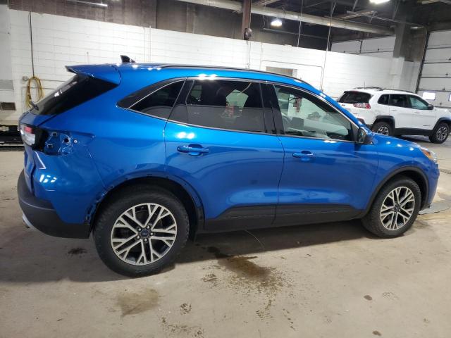 1FMCU9H95LUA29754 - 2020 FORD ESCAPE SEL BLUE photo 3