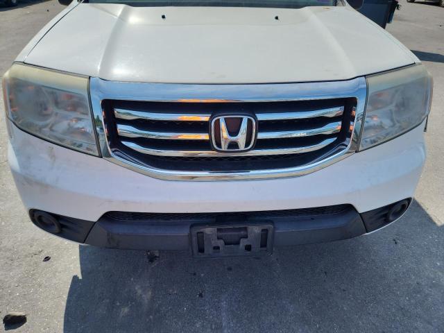 5FNYF4H28EB022139 - 2014 HONDA PILOT LX WHITE photo 11