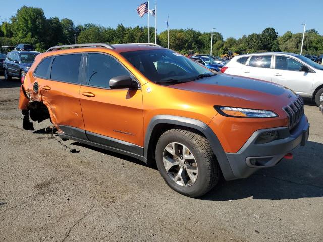 1C4PJMBB3GW112560 - 2016 JEEP CHEROKEE TRAILHAWK ORANGE photo 4