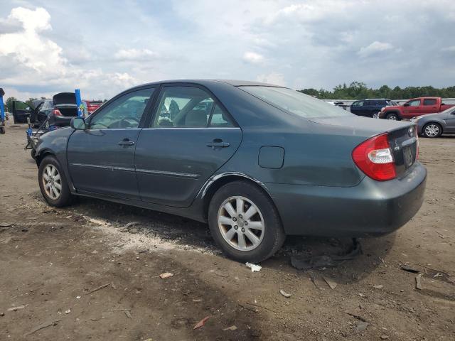 4T1BE30K13U713088 - 2003 TOYOTA CAMRY LE GREEN photo 2
