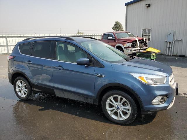 1FMCU0GD8JUC87569 - 2018 FORD ESCAPE SE Көк фото 4