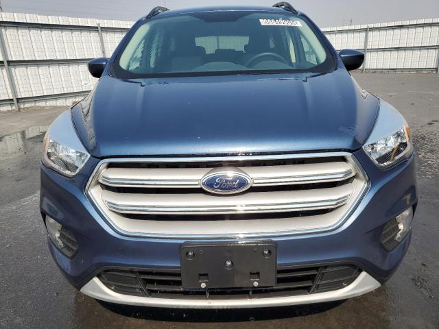 1FMCU0GD8JUC87569 - 2018 FORD ESCAPE SE Көк фото 5