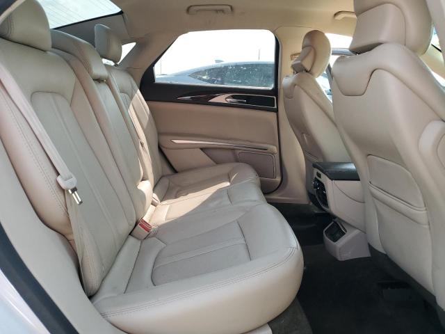 3LN6L2LU3GR624375 - 2016 LINCOLN MKZ HYBRID Ақ фото 10