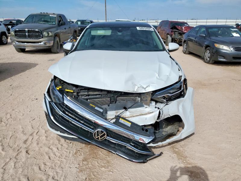 3VW7M7BU6PM025694 - 2023 VOLKSWAGEN JETTA SE WHITE photo 5