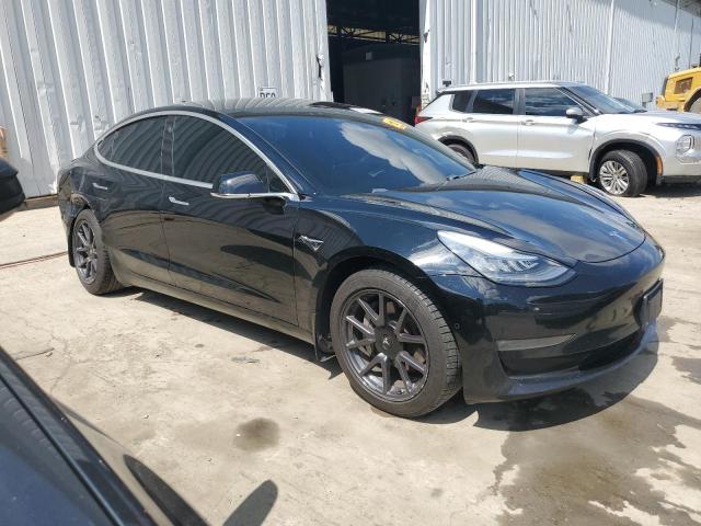 5YJ3E1EAXKF395444 - 2019 TESLA MODEL 3 黑色 照片 4