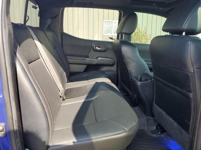 3TYCZ5AN4NT103523 - 2022 TOYOTA TACOMA DOUBLE CAB BLUE photo 10