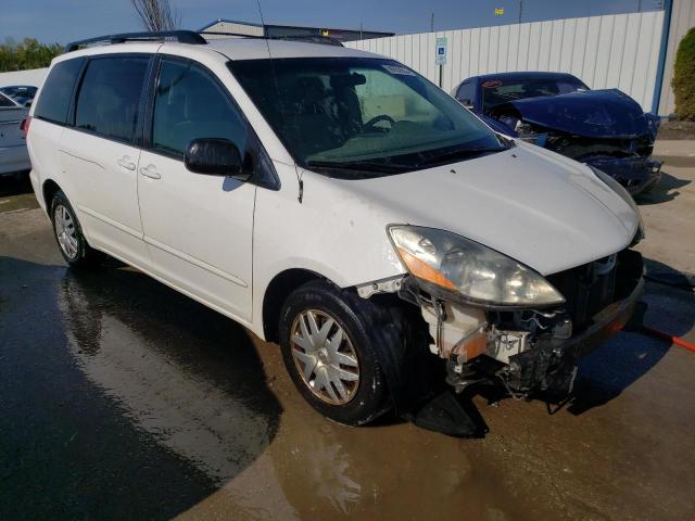 5TDZK23C88S129874 - 2008 TOYOTA SIENNA CE WHITE photo 4