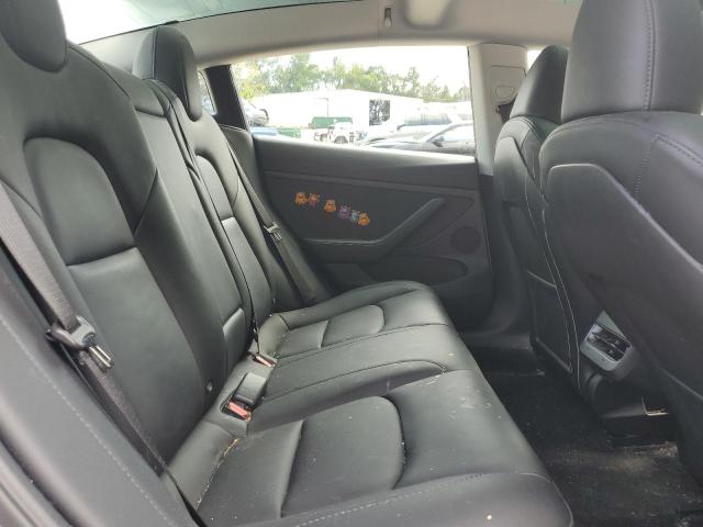 5YJ3E1EA0PF698045 - 2023 TESLA MODEL 3 أبيض صورة 10