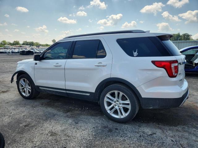 1FM5K7D84HGB43492 - 2017 FORD EXPLORER XLT WHITE photo 2