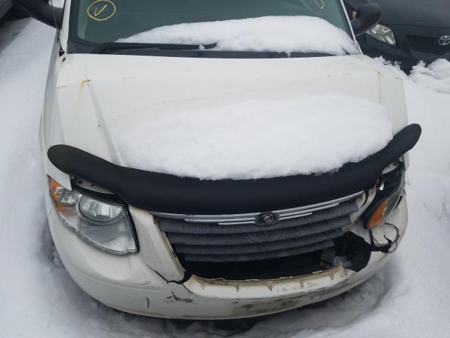2C4GP54L45R575193 - 2005 CHRYSLER TOWN & COU TOURING 白色 照片 7