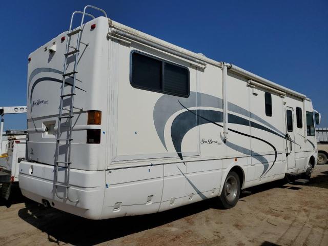 5B4MP67G843388608 - 2004 SEAB MOTORHOME W22 WHITE photo 4