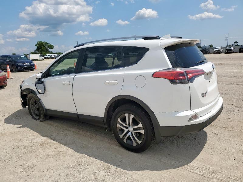 JTMBFREV3HJ107131 - 2017 TOYOTA RAV4 LE 白色 照片 2